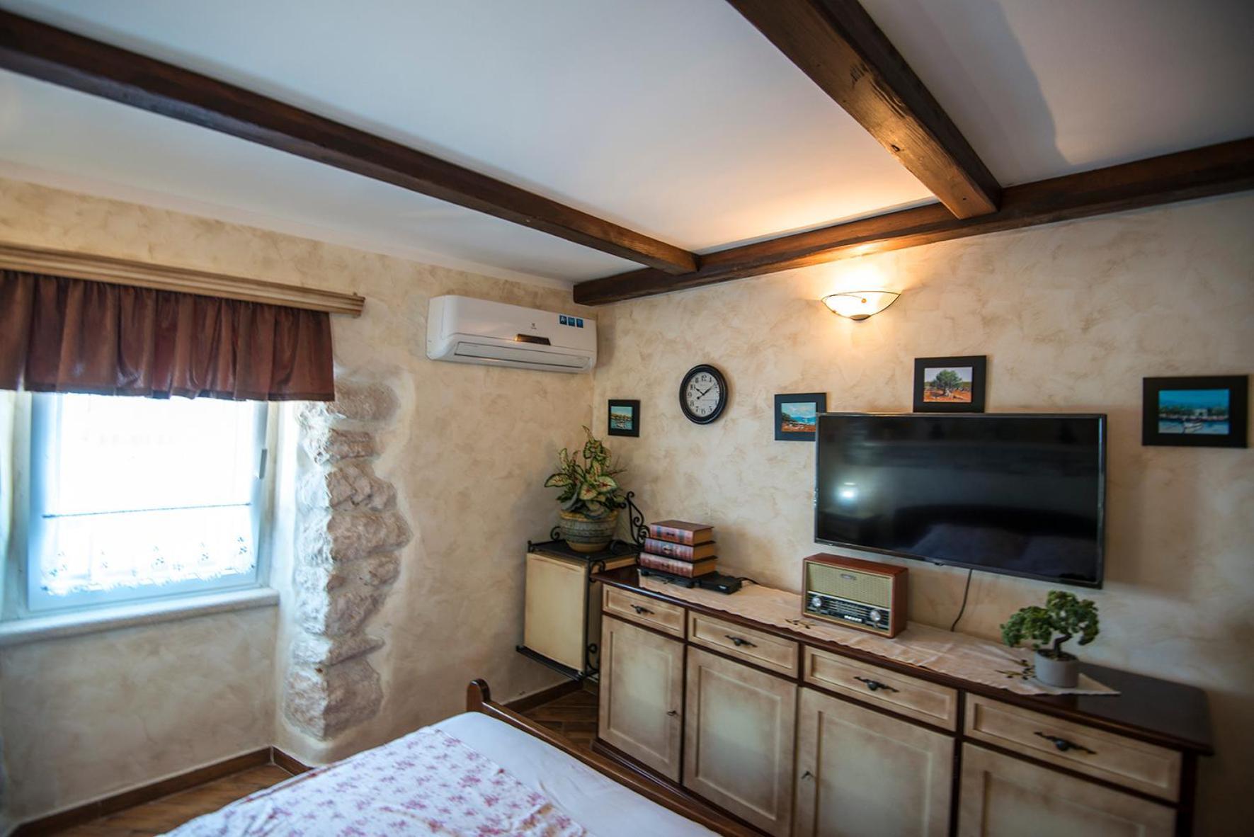 Apartment & External Bedroom Diana Baška Dış mekan fotoğraf
